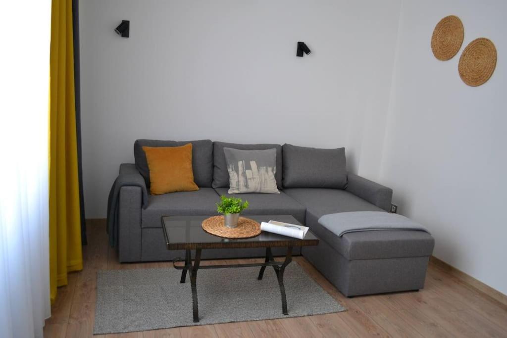 Modern City Center 2 Bedroom Apartment Sofia Exterior foto