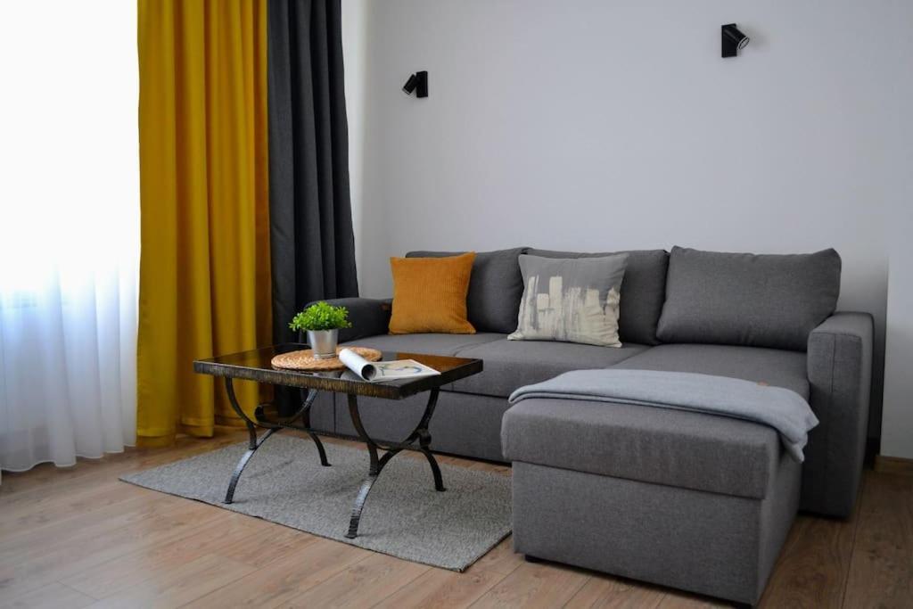 Modern City Center 2 Bedroom Apartment Sofia Exterior foto